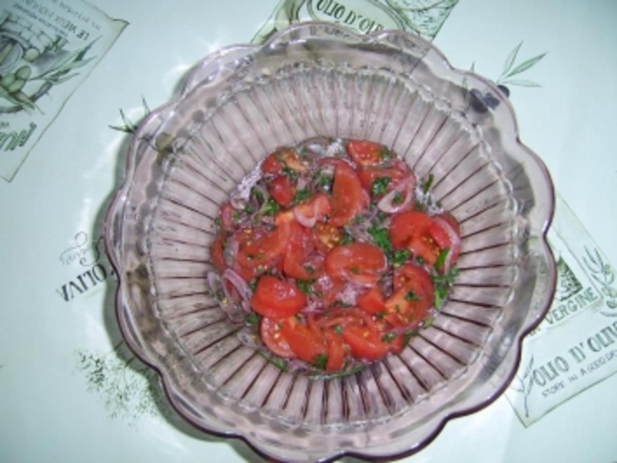 Tomatensalat mit roter Zwiebel - Rezept von Fw-Commander