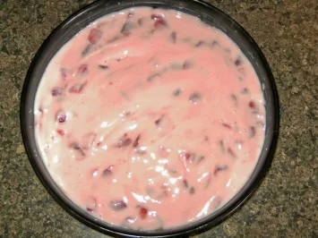 Rhabarberkuchen mit Erdbeeren - Rezept - Bild Nr. 4