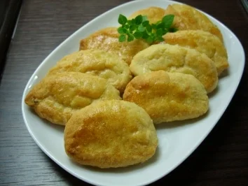 Rezept: Keks & Co: Rosmarin -Käse-Kekse Keks & Co: Rosmarin -Käse-Kekse - Rezept