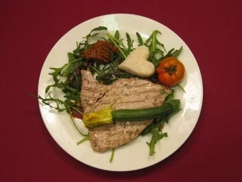 Tunfisch im Rucolabett mit geröstetem Seetang - Rezept