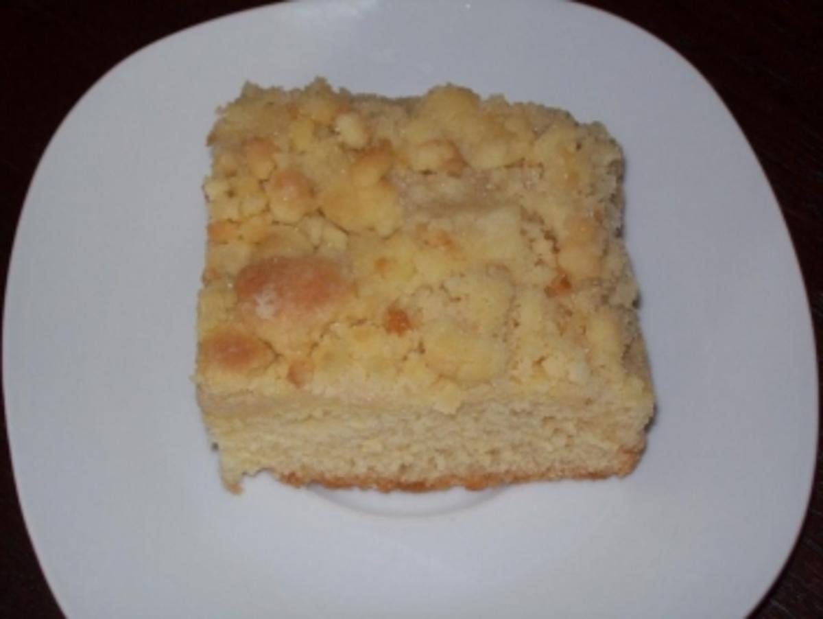Butterstreuselkuchen ( mit Hefeteig ) - Rezept - Bild Nr. 2
