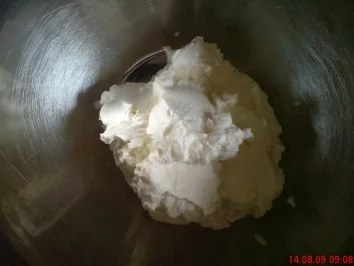 Rezept: Pfirsichtorte Bild Nr. 4 Pfirsichtorte - Rezept - Bild Nr. 4