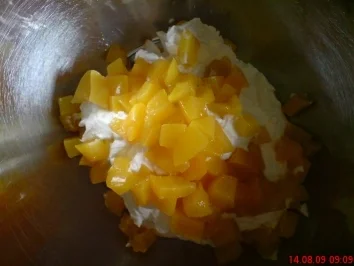 Rezept: Pfirsichtorte Bild Nr. 5 Pfirsichtorte - Rezept - Bild Nr. 5