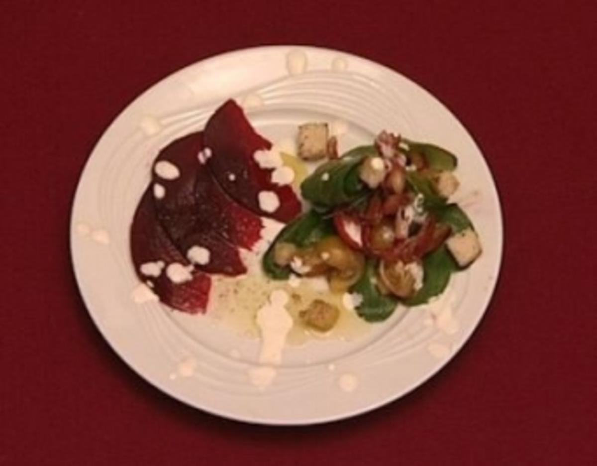 Bilder für Carpaccio von roter Beete, Feldsalat, karamellisiertem Speck (Tanja Wenzel) - Rezept