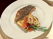Dorade kross mit Ciabattasalat - Rezept - Bild Nr. 9