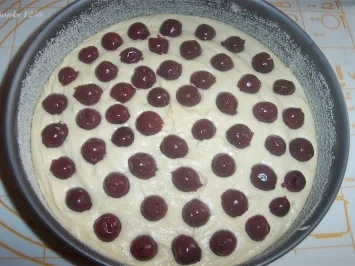 Versunkener Kirschkuchen mit Streuseldecke - Rezept - Bild Nr. 6