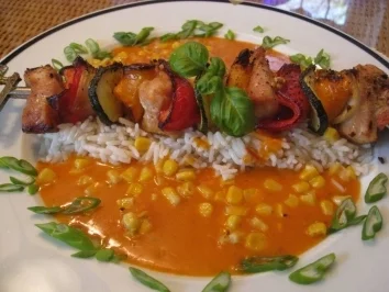 Truthahn - Gemüsespieß auf Reissockel an einer pikanten Sauce - Rezept - Bild Nr. 5