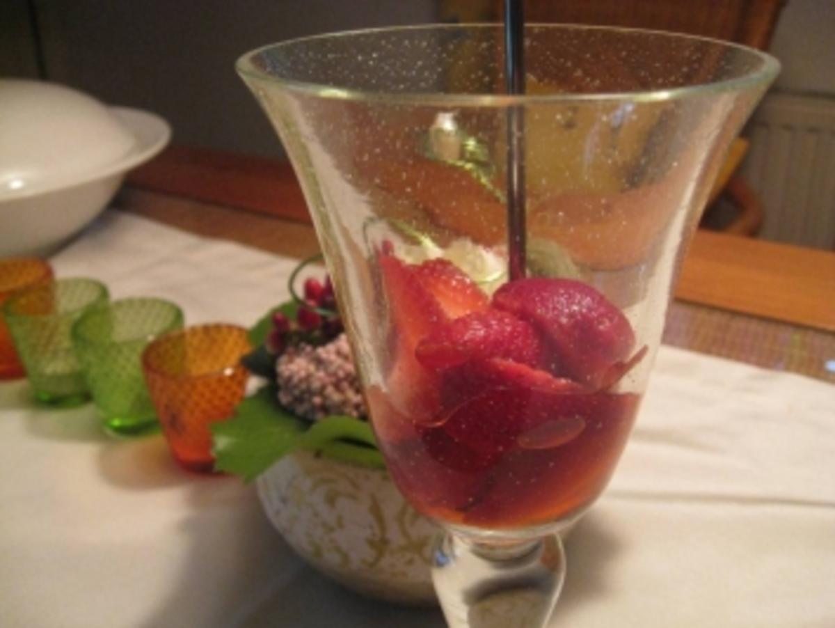 Leckere Altbierbowle mit frischen Erdbeeren - Rezept - Bild Nr. 3
