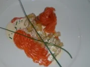 Lauwarmes Lachs-Carpaccio mit Kartoffel-Birnenchicorée - Rezept