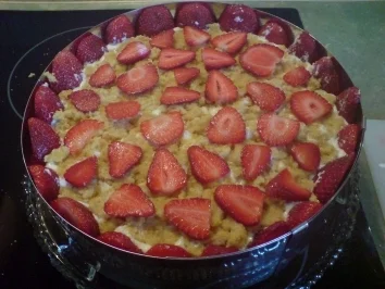 Erdbeer-Torte mit Vanille-Creme - Rezept - Bild Nr. 4