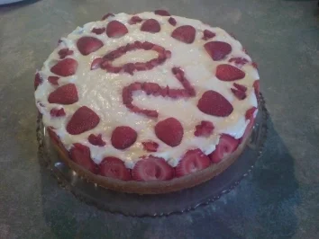 Erdbeer-Torte mit Vanille-Creme - Rezept - Bild Nr. 2