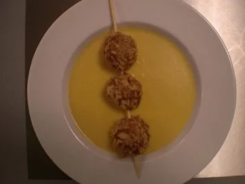 Rezept: Kartoffel-Fenchel-Suppe mit Kalbsbällchen Kartoffel-Fenchel-Suppe mit Kalbsbällchen - Rezept