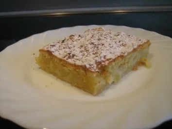 Rezept: Apfelkuchen mit Schmand vom Blech Apfelkuchen mit Schmand vom Blech - Rezept