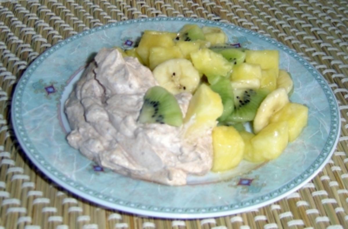 Fruchtsalat mit Schoko-Kokosahne - Rezept