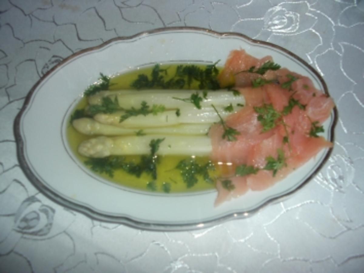 Marinierter Spargel mit Graved Lachs - Rezept - kochbar.de Marinierter Spargel mit Graved Lachs - Rezept - kochbar.de