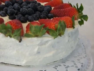Beeren-Sahne-Torte - Rezept - Bild Nr. 5