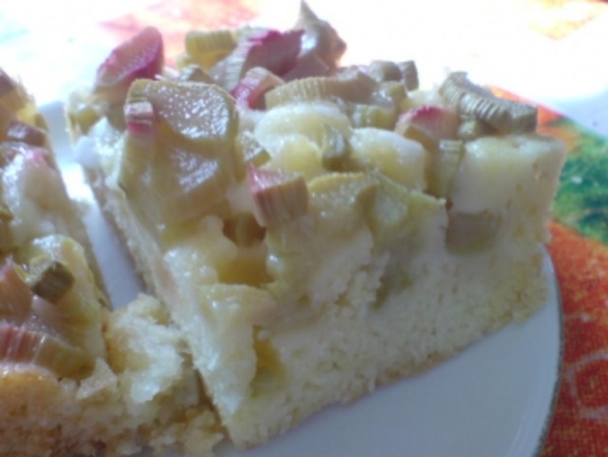 Rhabarberkuchen vom Blech - Rezept - Bild Nr. 2