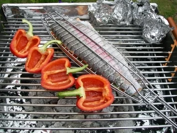 Rezept: Lachsforelle vom Holzkohlegrill Bild Nr. 5 Lachsforelle vom Holzkohlegrill - Rezept - Bild Nr. 5