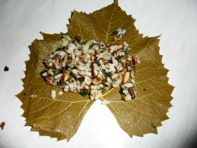 Rezept: Weinlaubblätter vegetarisch gefüllt Bild Nr. 3 Weinlaubblätter vegetarisch gefüllt - Rezept - Bild Nr. 3