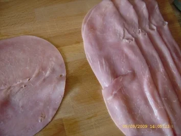 Rezept: Spargel - Schinken - Rouladen mit Hollandaise und Käse überbacken... Bild Nr. 9 Spargel - Schinken - Rouladen mit Hollandaise und Käse überbacken... - Rezept - Bild Nr. 9