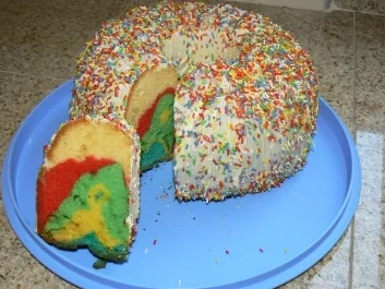 Rezept: Gugelhupf "Bunter Harlekin" Gugelhupf "Bunter Harlekin" - Rezept