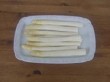 Spargel mit gebratenem Kabeljau - Rezept