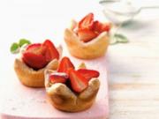 DESSERT- Erdbeeren im Karamellmantel und Vanilleflan - Rezept