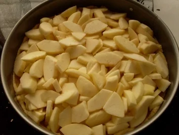 Apfeltorte mit gekochter Sahne - Rezept - Bild Nr. 4