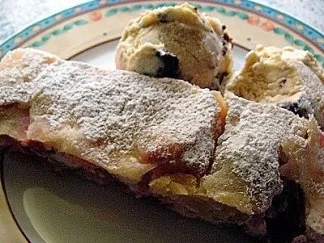 Rezept: Erdbeer-Quark-Strudel Erdbeer-Quark-Strudel - Rezept