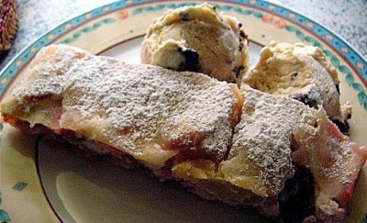 Erdbeer-Quark-Strudel - Rezept mit Bild - kochbar.de