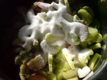 Rhabarbertorte - Rezept - Bild Nr. 13