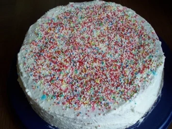 Rezept: Geburtstagstorte Kirschenzauber Geburtstagstorte Kirschenzauber - Rezept