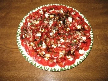Tomatensalat mit Schafskäse - Rezept