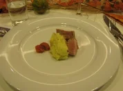 Schweinefilet im Schinkenmantel mit Kartoffel-Knoblauch-Püree - Rezept