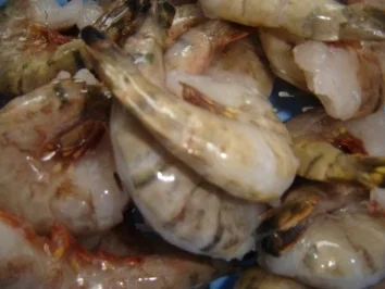 "LINGUINE AI SCAMPI FIAMMEGGIATI" - Pasta mit flambierten Scampis - Rezept - Bild Nr. 2