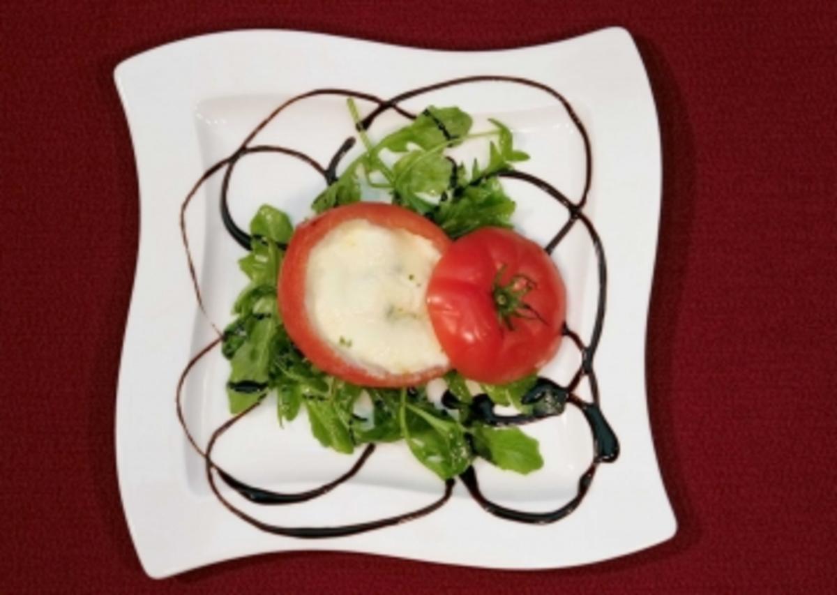 Tomate gefüllt mit Mozzarella in Wendler Spezial Dipp und
Himbeervinaigrette (Michael Wendler) - Rezept Von Einsendungen Das
perfekte Promi Dinner