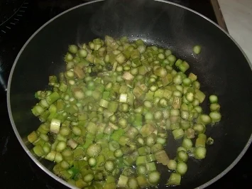 Grüner Spargel mit Ei - Rezept - Bild Nr. 2