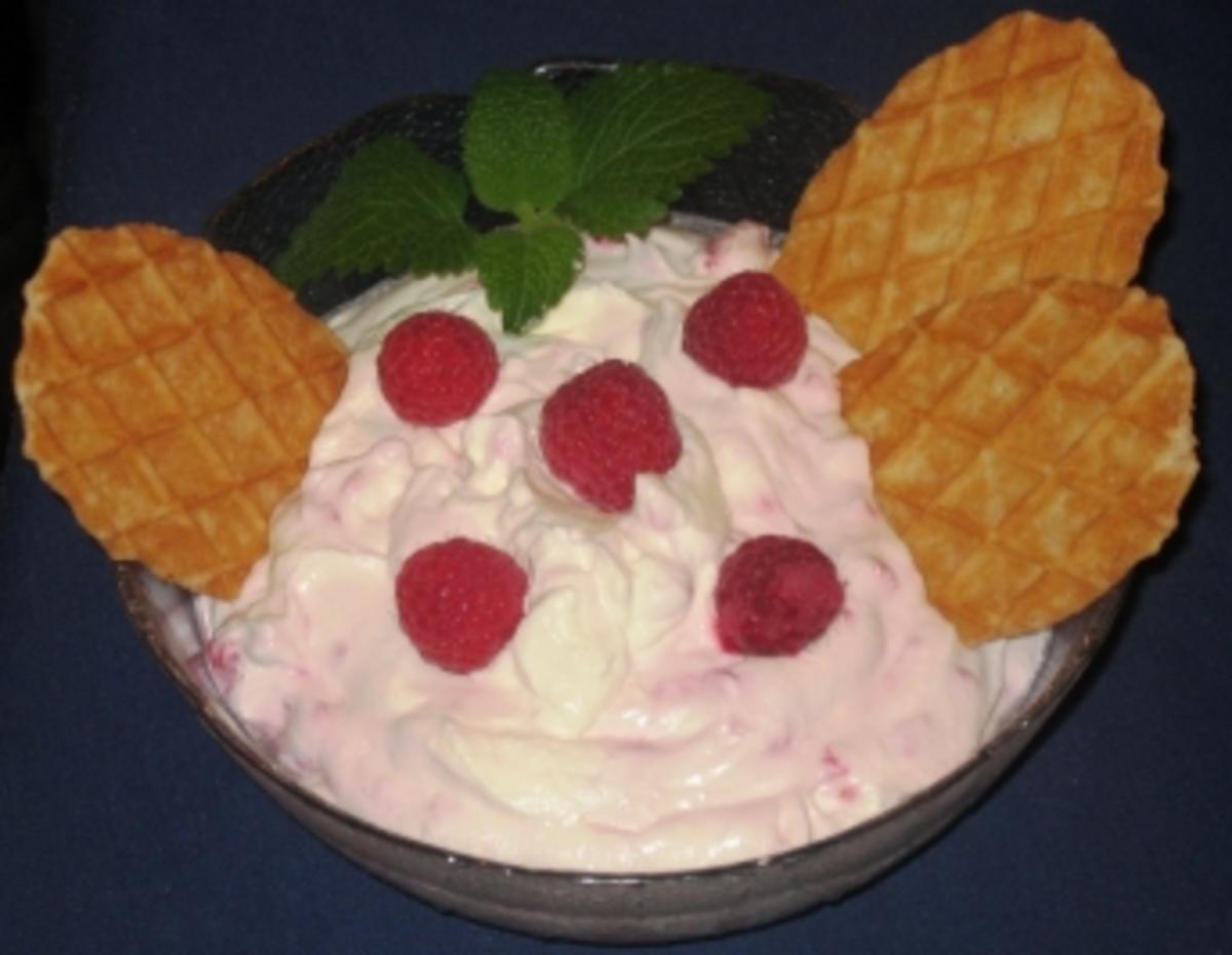 Bilder für Dessert: Himbeer-Sahne-Quark - Rezept