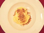 Rezept: Nuss-Zabaione mit gebrannten Mandeln Nuss-Zabaione mit gebrannten Mandeln - Rezept