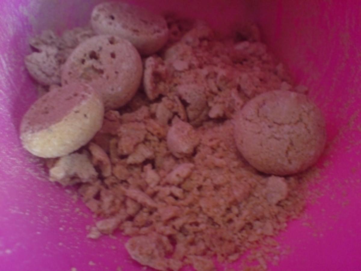 Muffins "Amarettini" mit Himbeer-Mascarpone-Creme - Rezept - Bild Nr. 3
