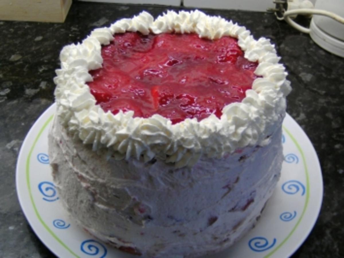 Mini-Erdbeer-Torte - Rezept - Bild Nr. 9