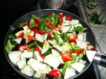 Rezept: Seelachsfilet auf Sommergemüse Bild Nr. 2 Seelachsfilet auf Sommergemüse - Rezept - Bild Nr. 2