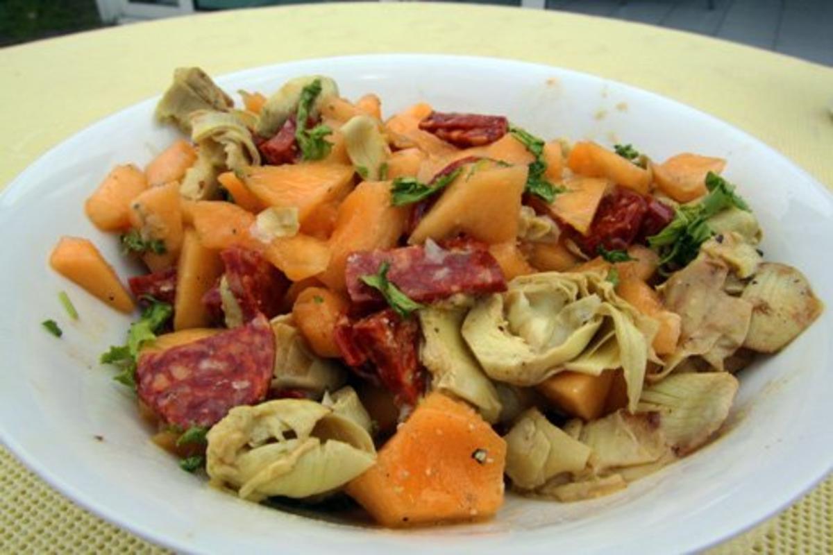 Salat aus Melonen, Artischocken und Chorizo - Rezept