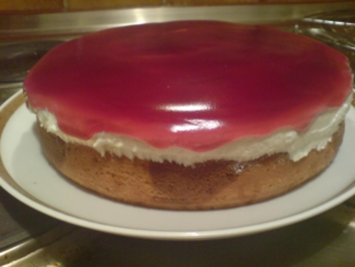 Bilder für Rotkäppchen-Kuchen - Rezept