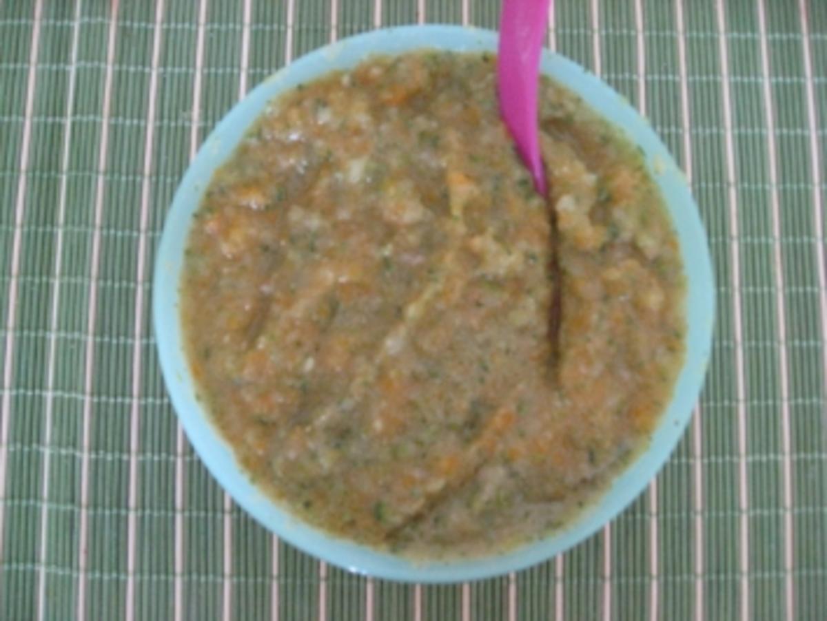 Babynahrung: Karotte-Zucchini-Kartoffel-Fleisch-Brei ab dem 7. Monat - Rezept