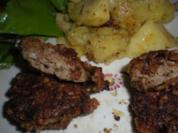 Hühnerleber in Nusskruste mit Bratkartoffel-Apfel-Pfanne - Rezept