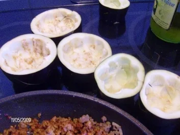Rezept: Auberginenringe gefüllt und mit Gorgonzola überbacken Bild Nr. 3 Auberginenringe gefüllt und mit Gorgonzola überbacken - Rezept - Bild Nr. 3