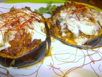 Rezept: Auberginenringe gefüllt und mit Gorgonzola überbacken Bild Nr. 2 Auberginenringe gefüllt und mit Gorgonzola überbacken - Rezept - Bild Nr. 2