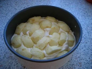 Rezept: Apfelkuchen für eine 20 Form Apfelkuchen für eine 20 Form - Rezept