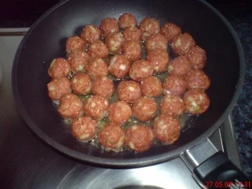 Gefülltes Hack-Kräuter-Omelett - Rezept - Bild Nr. 2